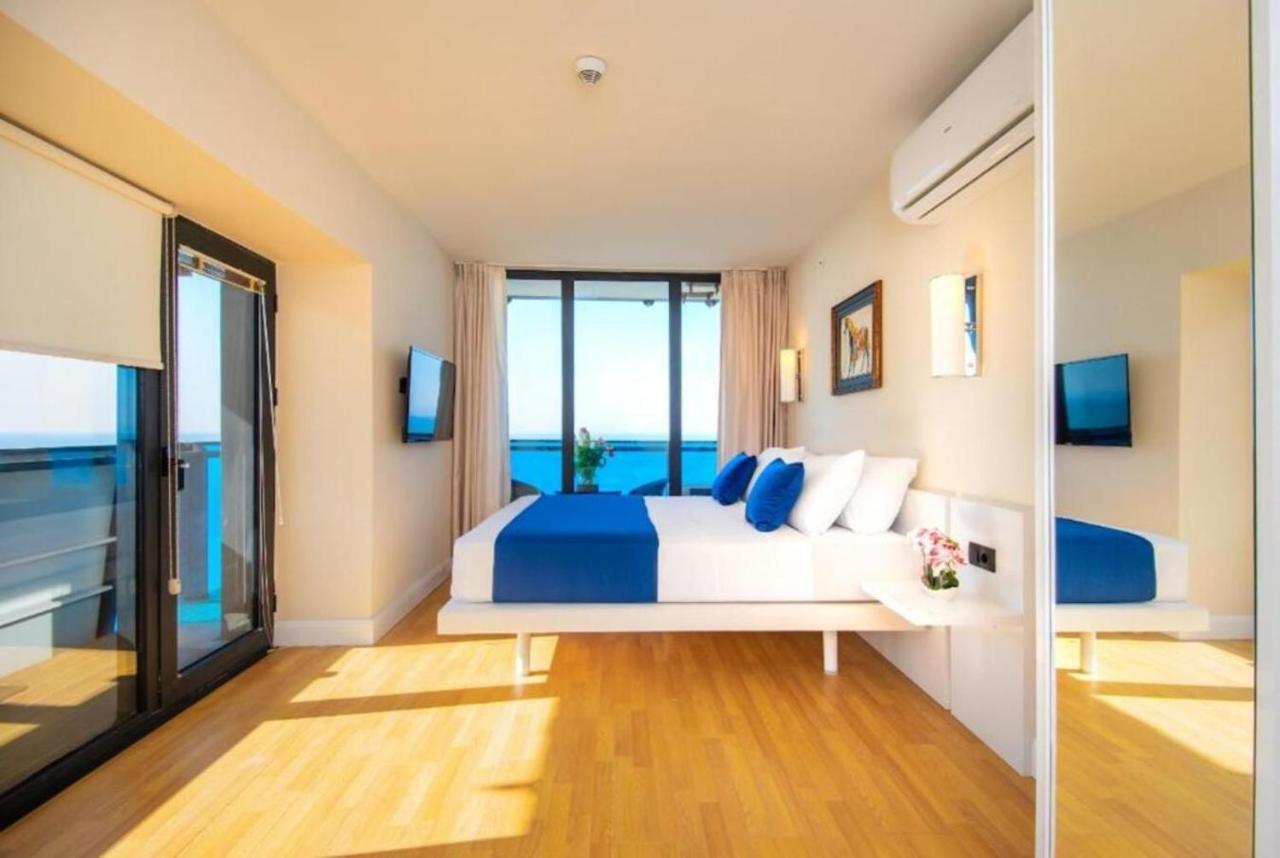 Seaside Resort In New Orbi Twins Батуми Екстериор снимка